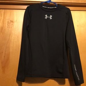 Boys Small under armour shirt